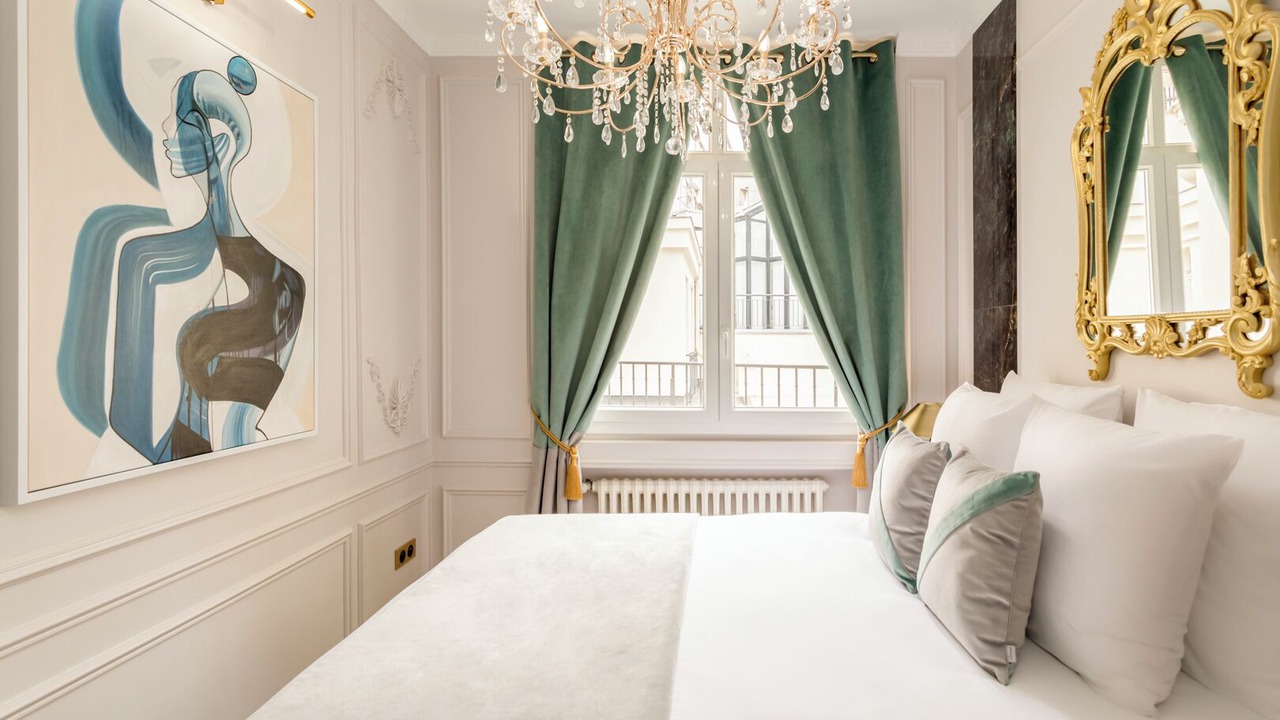 Photo of Bedroom in Faubourg-du-Roule