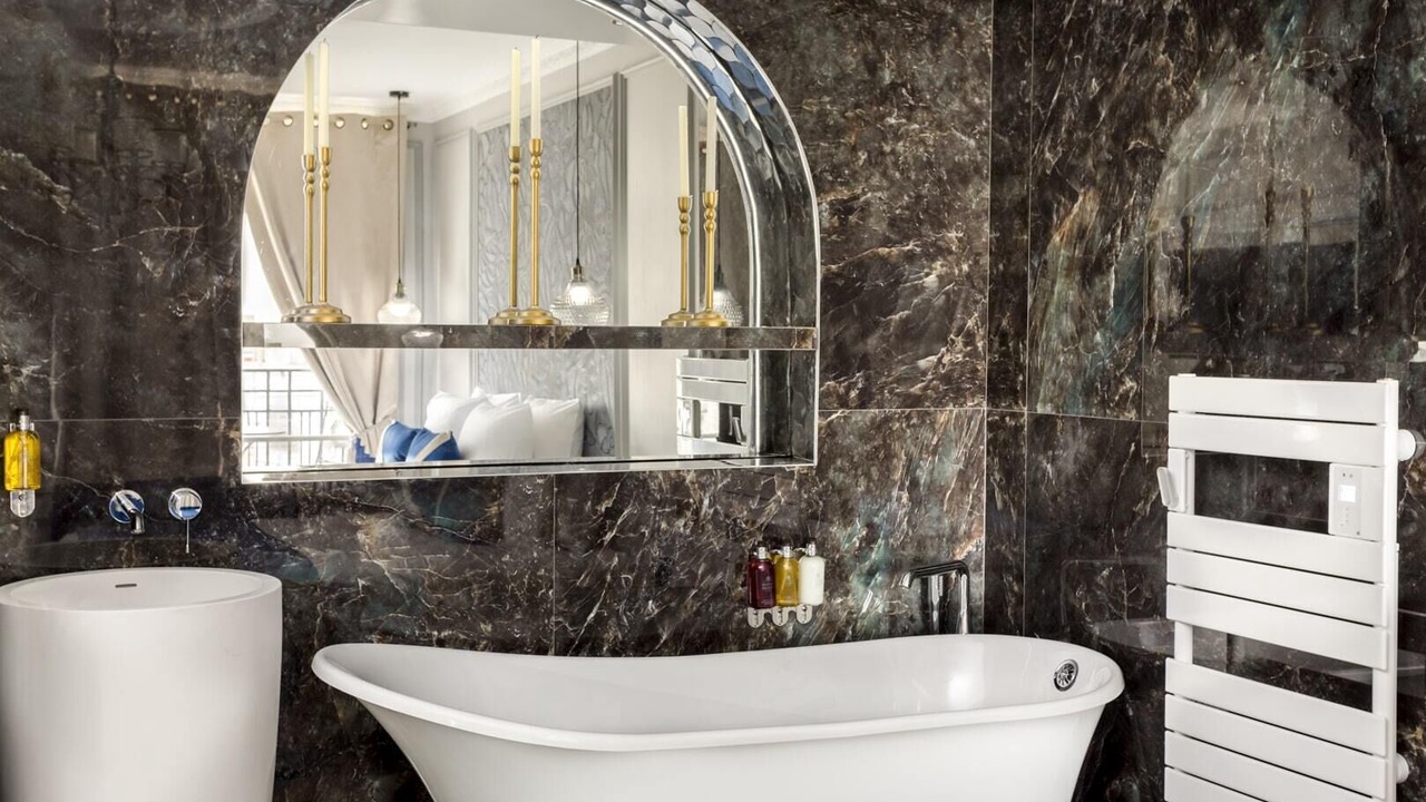 Photo of Bathroom in Faubourg-du-Roule