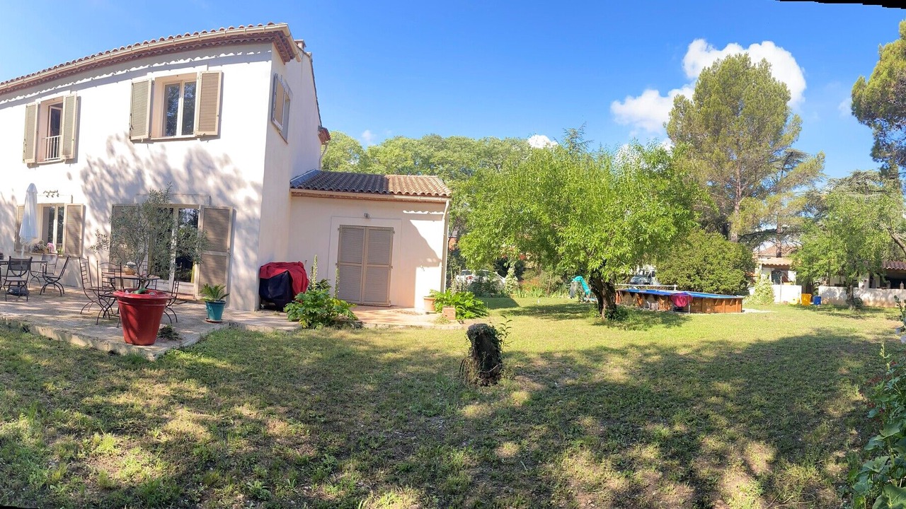 Photo of Outdoor in Jonquieres