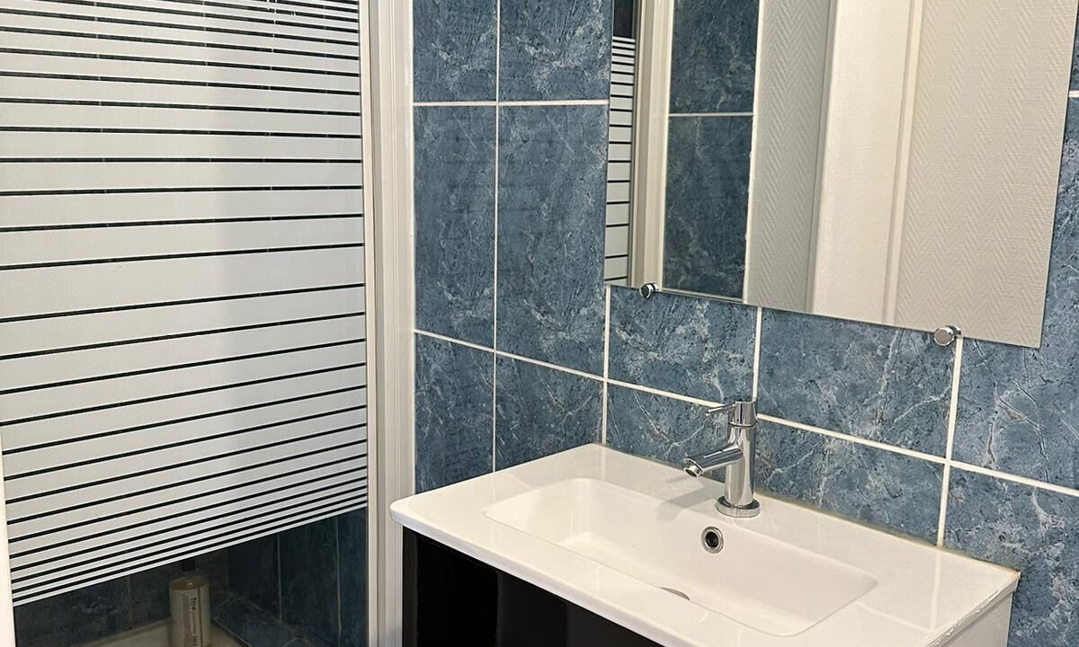 Photo of Bathroom in Chateaudun-Bannier