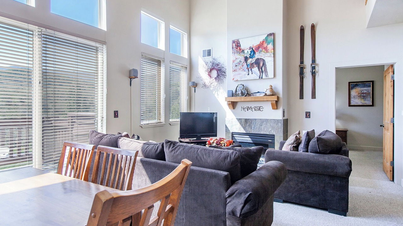 Photo of Livingroom in Kimball Junction