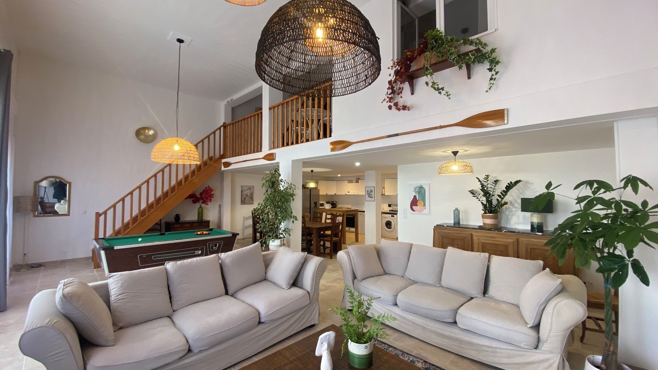 Photo of Livingroom in Homps
