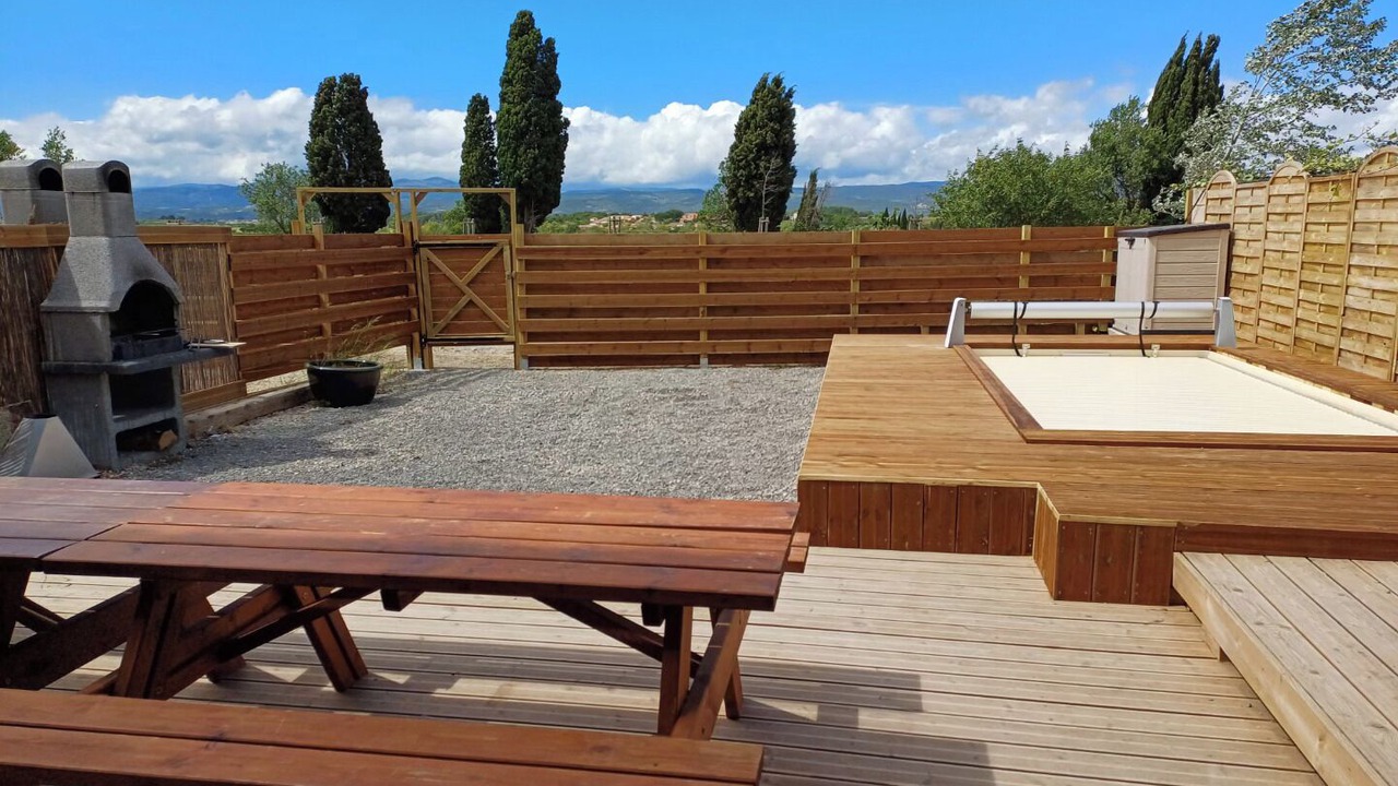 Photo of Outdoor in Homps