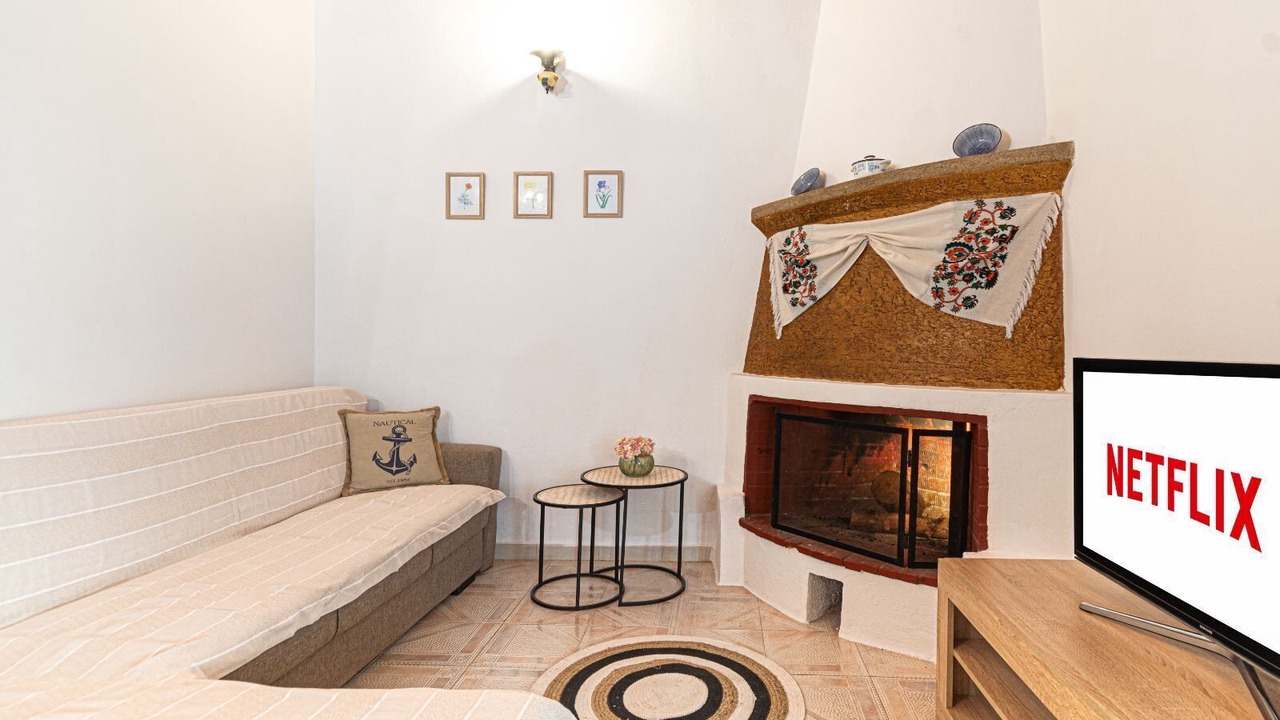 Photo of Livingroom in Archangelos