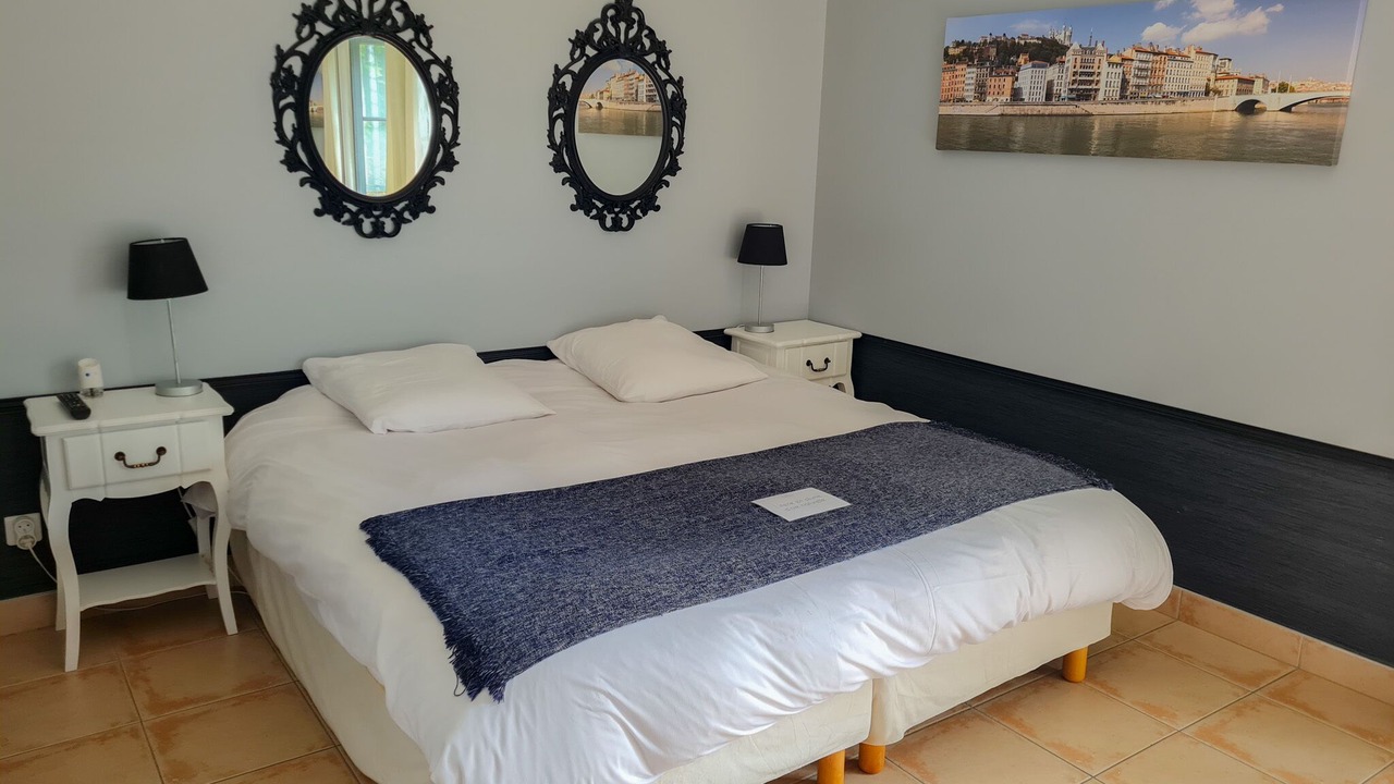 Photo of Bedroom in Saint-Priest
