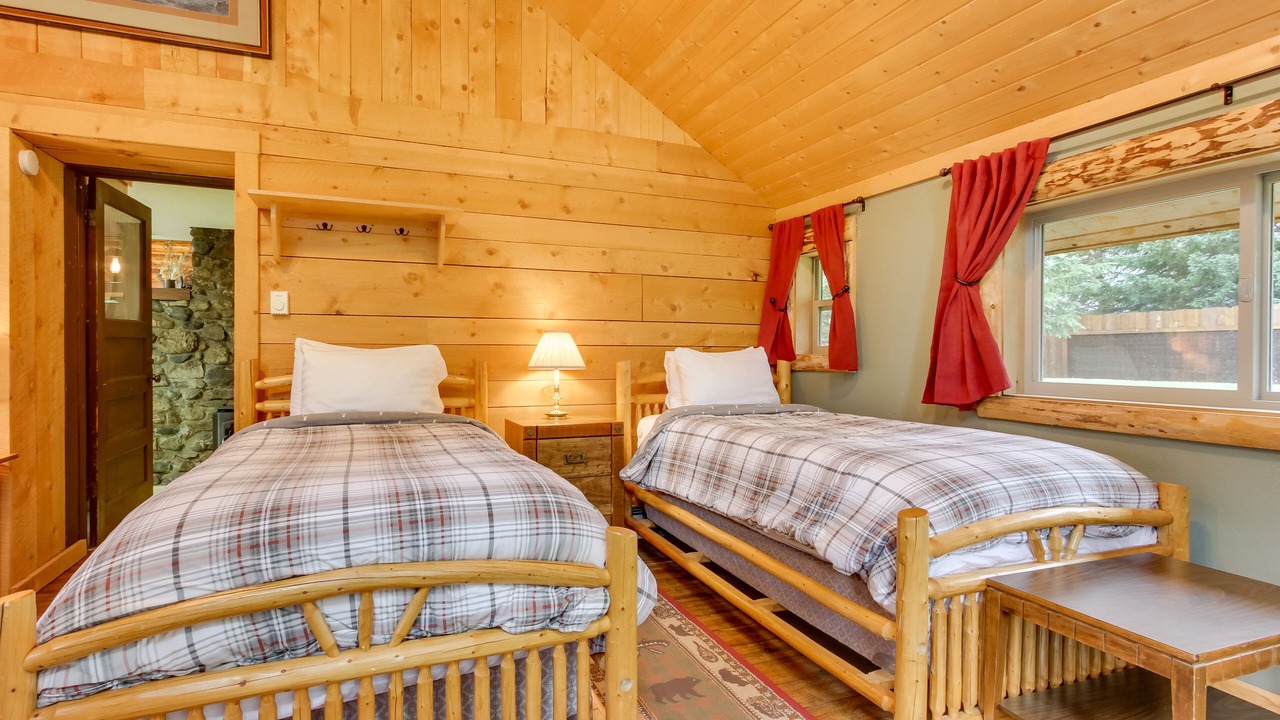 Photo of Bedroom in Silver Gate