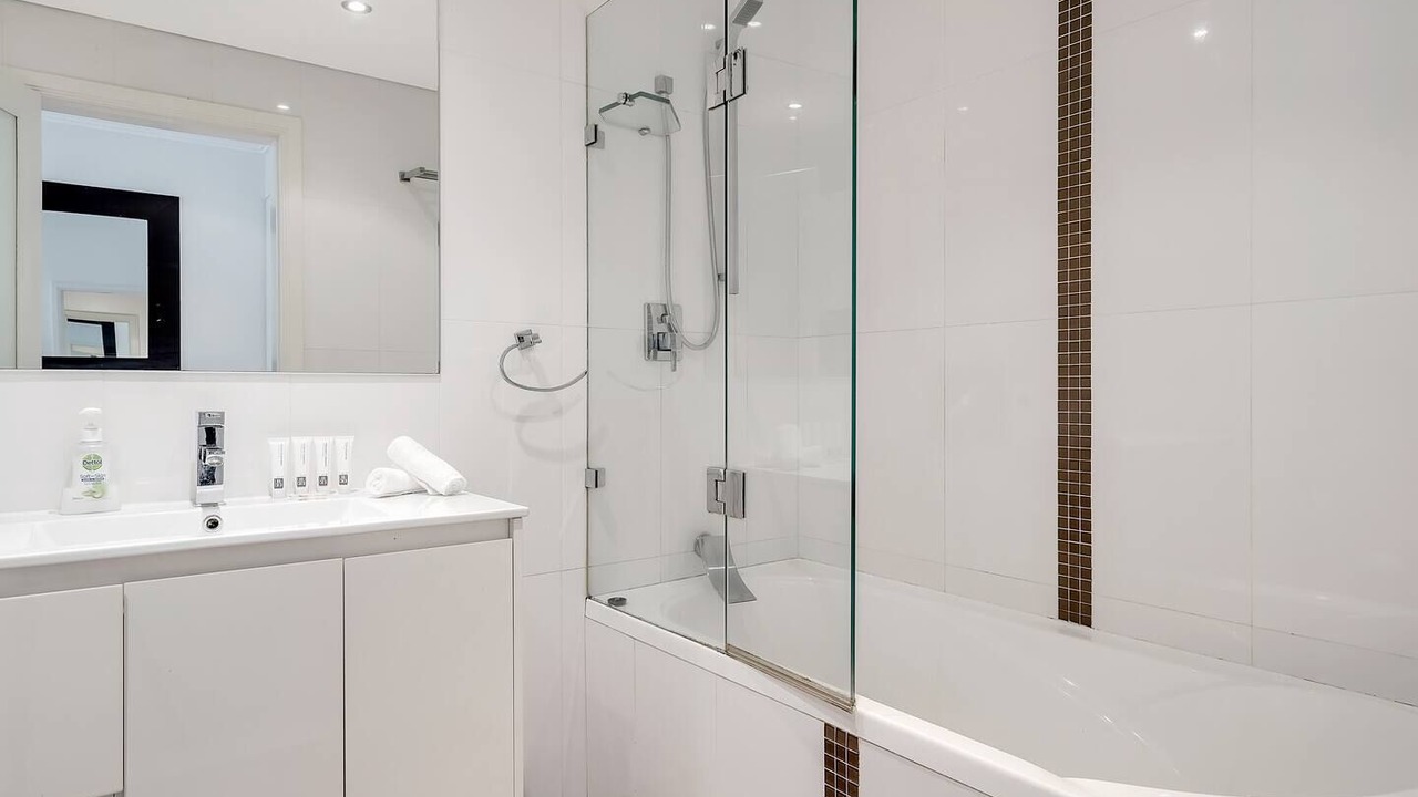 Photo of Bathroom in Woolloomooloo
