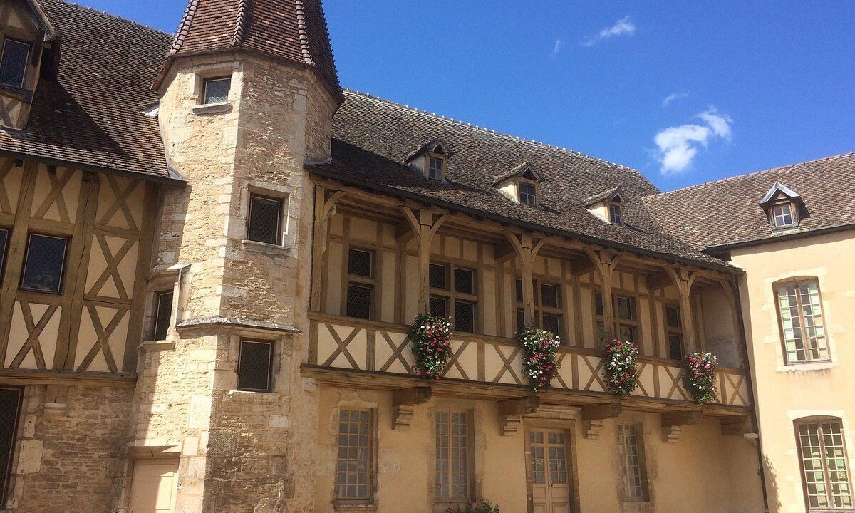 Photo of Outdoor in Combertault