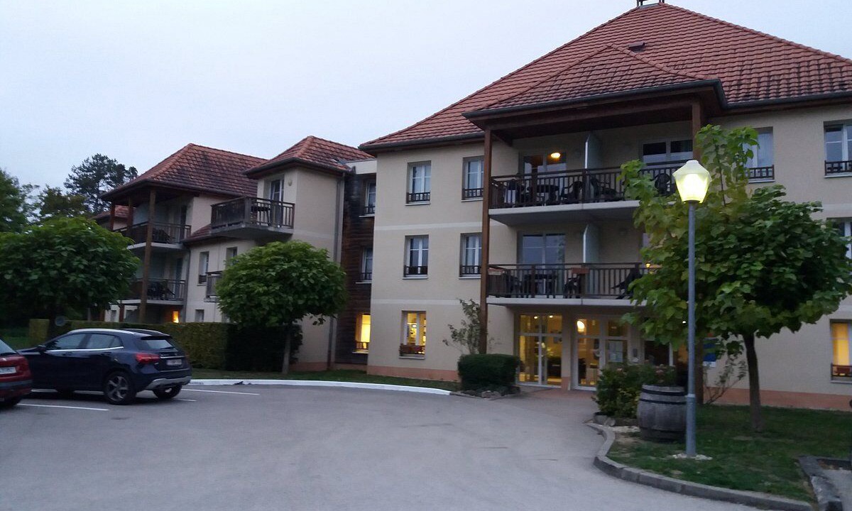 Photo of Outdoor in Combertault