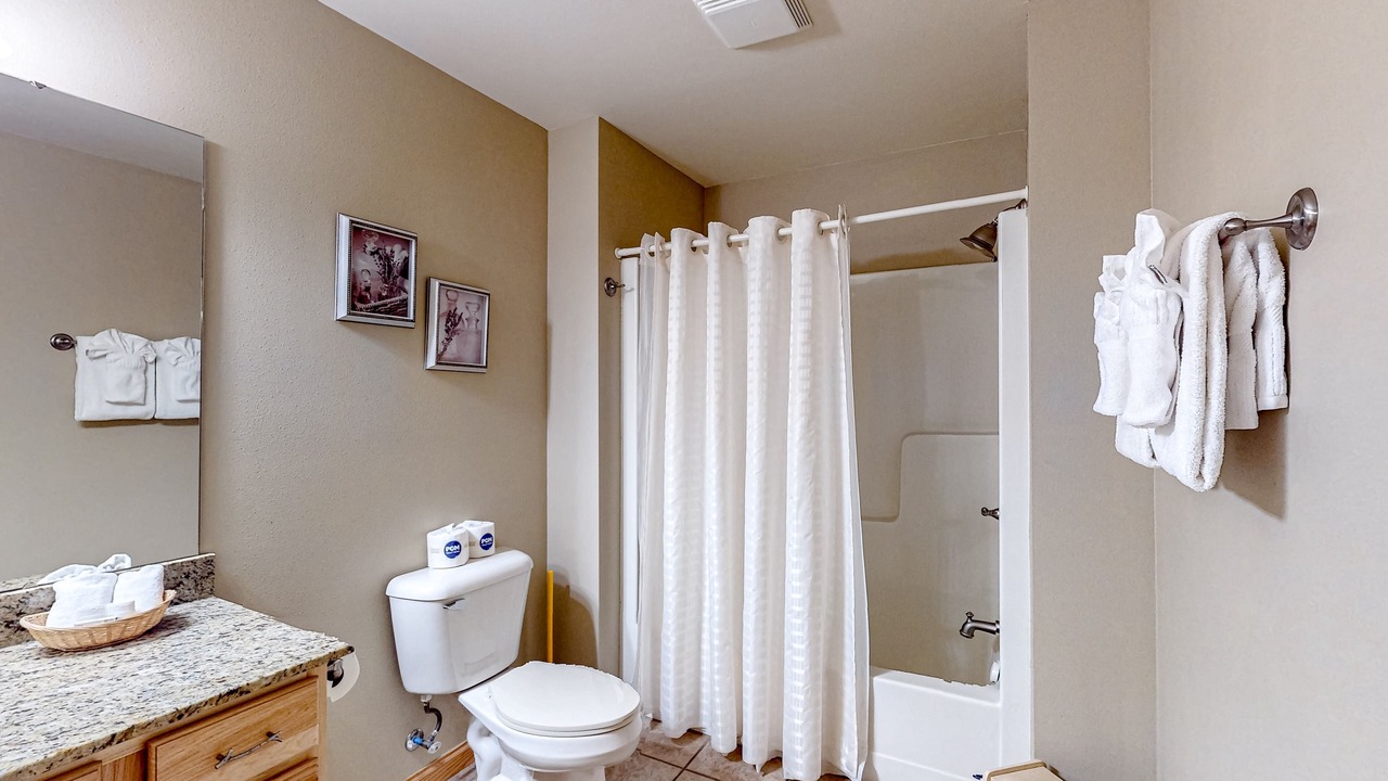 Photo of Bathroom in Dellwood