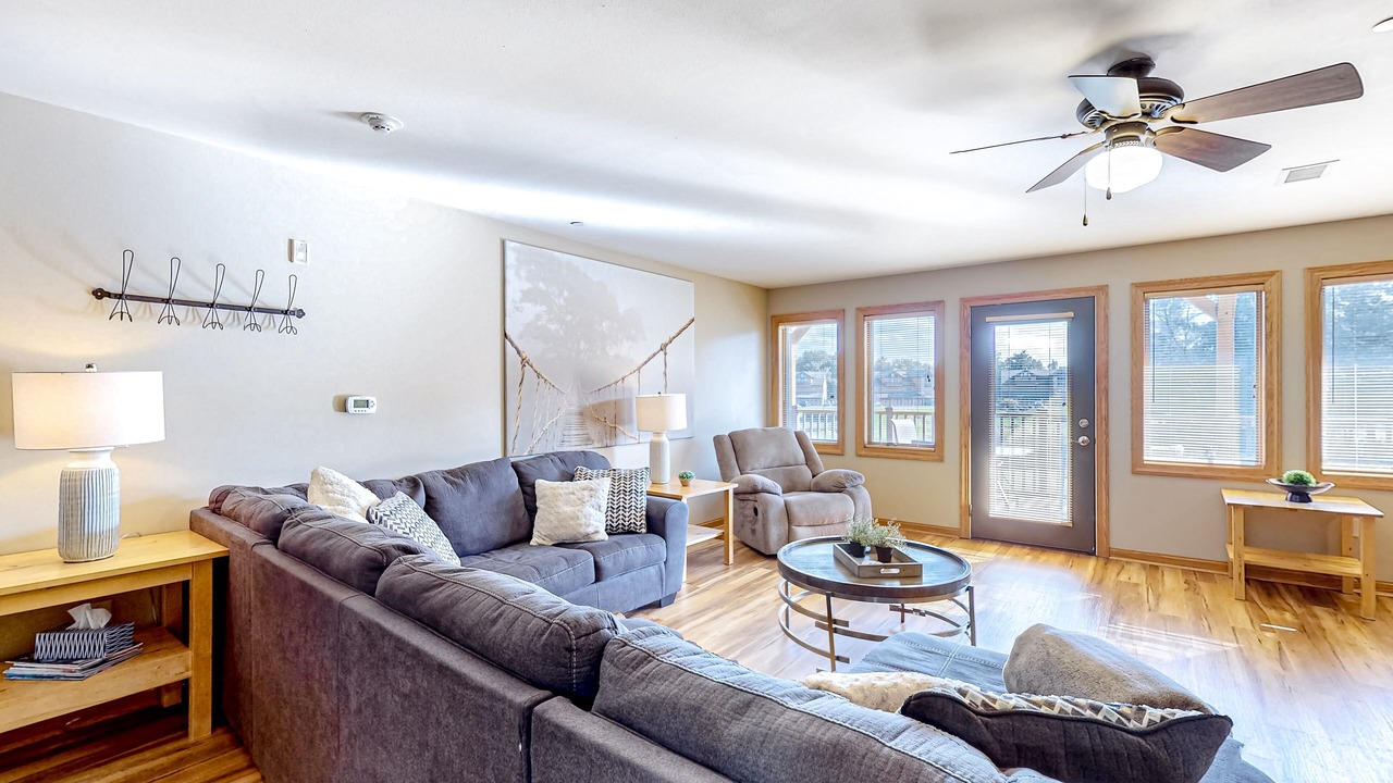 Photo of Livingroom in Dellwood