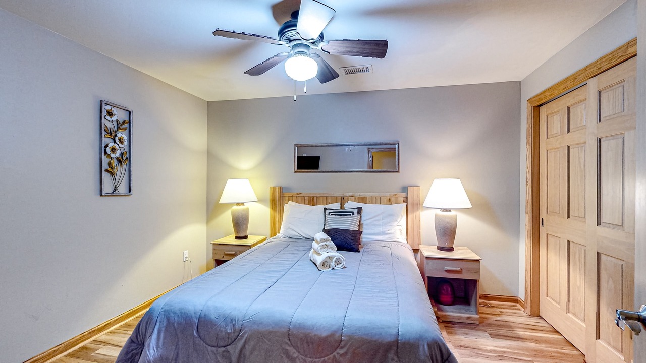 Photo of Bedroom in Dellwood