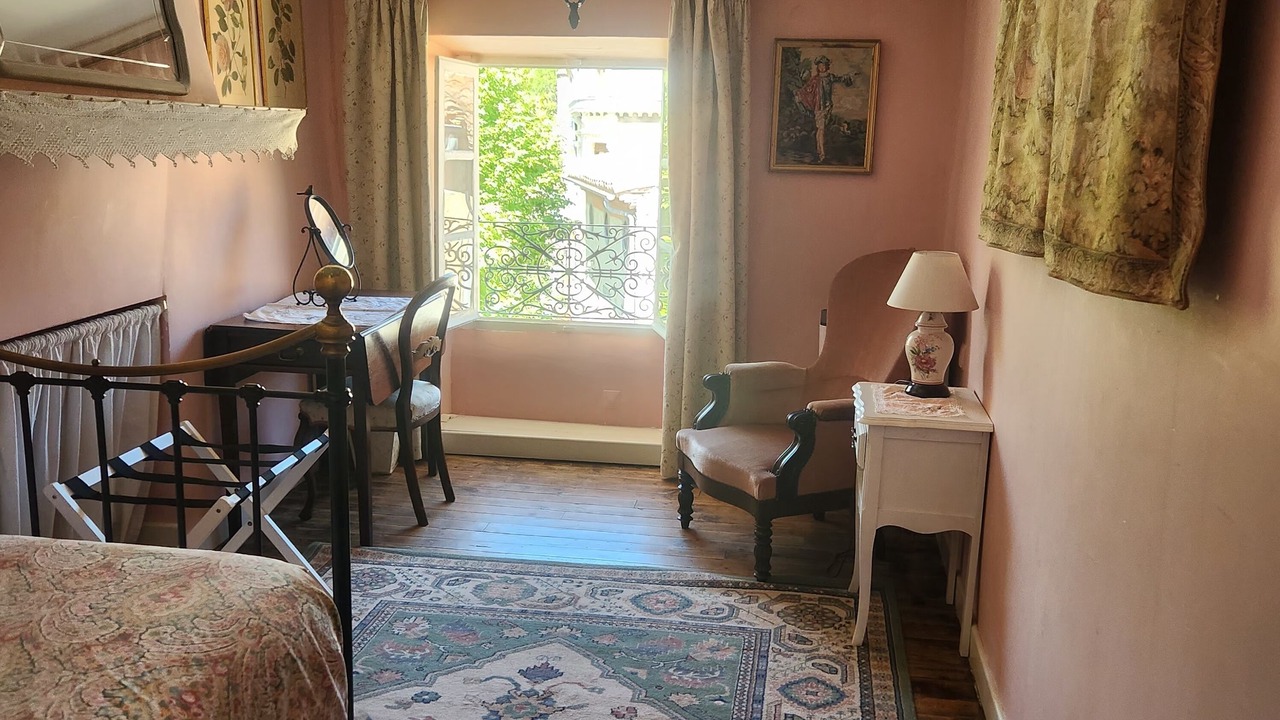 Photo of Bedroom in Quillan