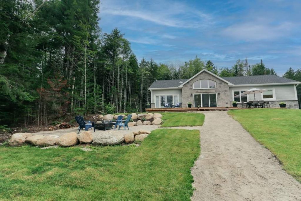 Photo of Outdoor in Lower Vaughan