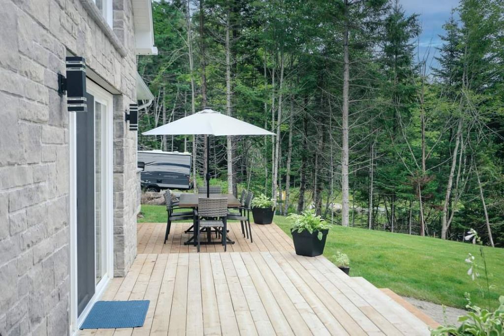 Photo of Outdoor in Lower Vaughan