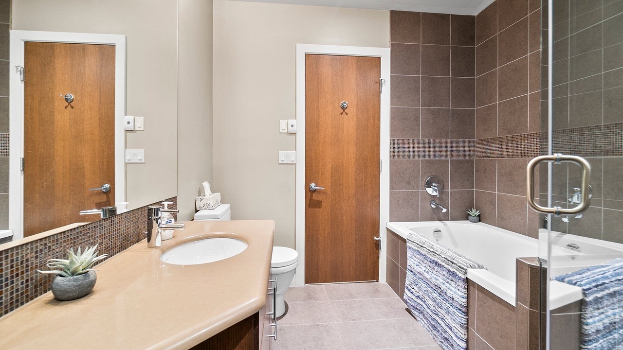 Photo of Bathroom in Sicamous