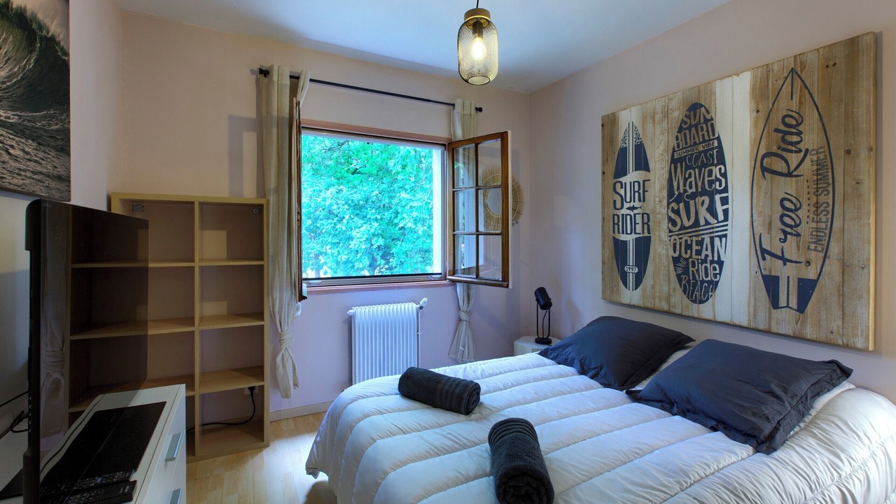 Photo of Bedroom in Le Pian-Medoc
