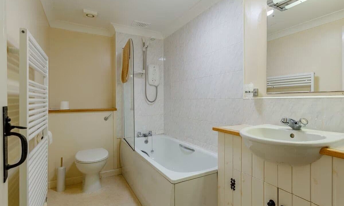 Photo of Bathroom in Latheronwheel