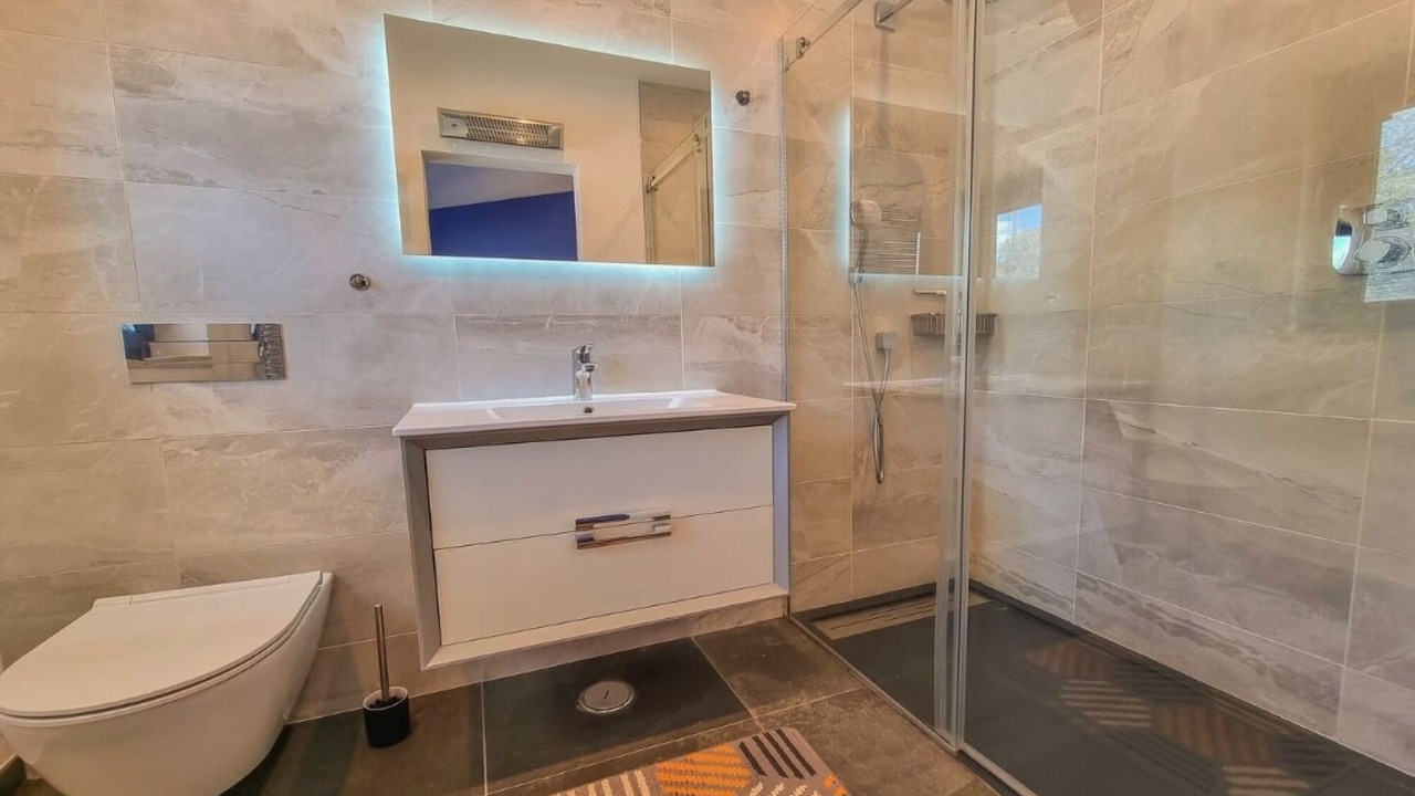 Photo of Bathroom in Gorjoes