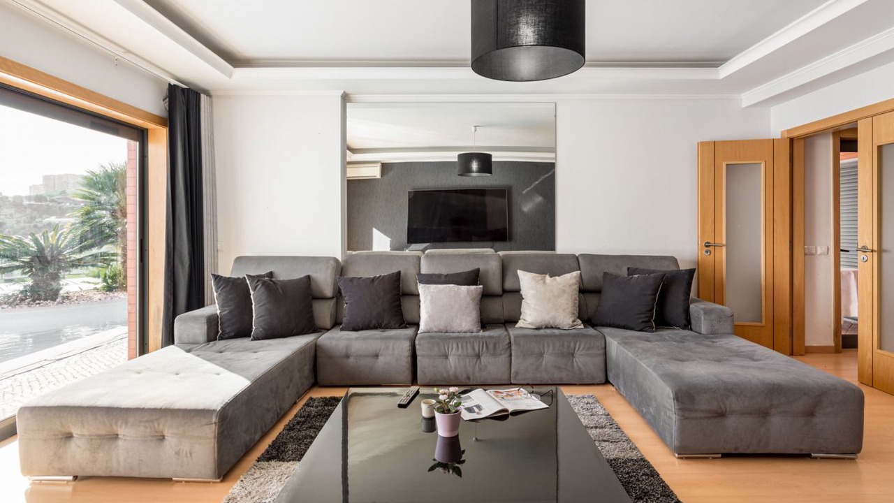 Photo of Livingroom in Linda-a-Velha
