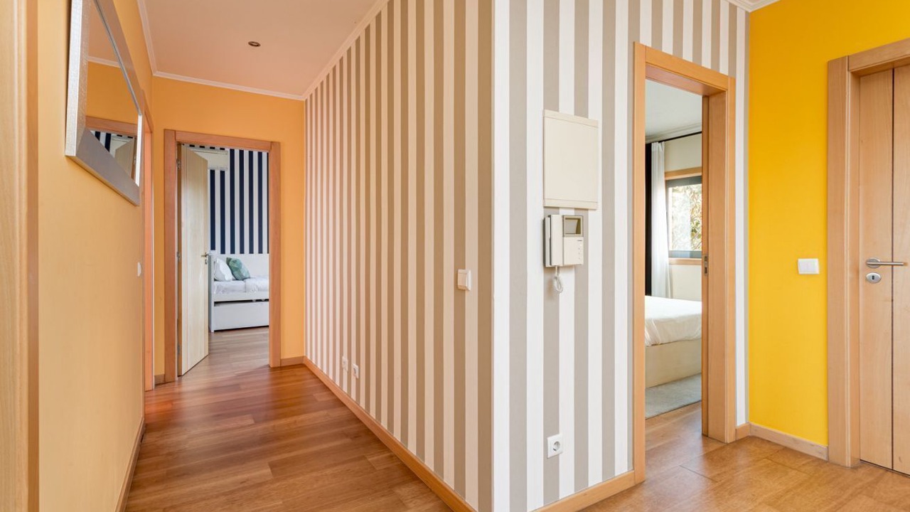 Photo of Bedroom in Linda-a-Velha