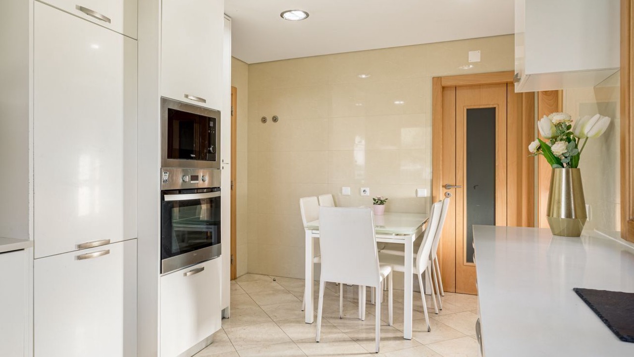 Photo of Kitchen in Linda-a-Velha