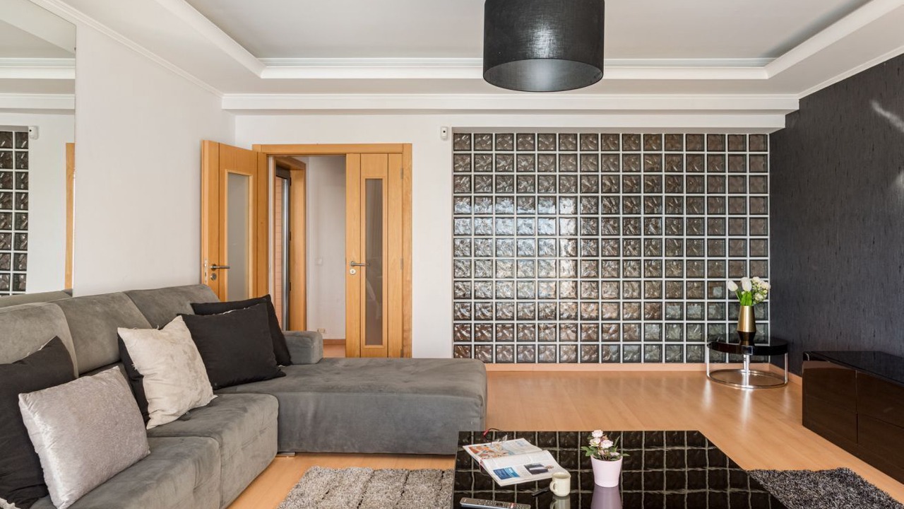 Photo of Livingroom in Linda-a-Velha