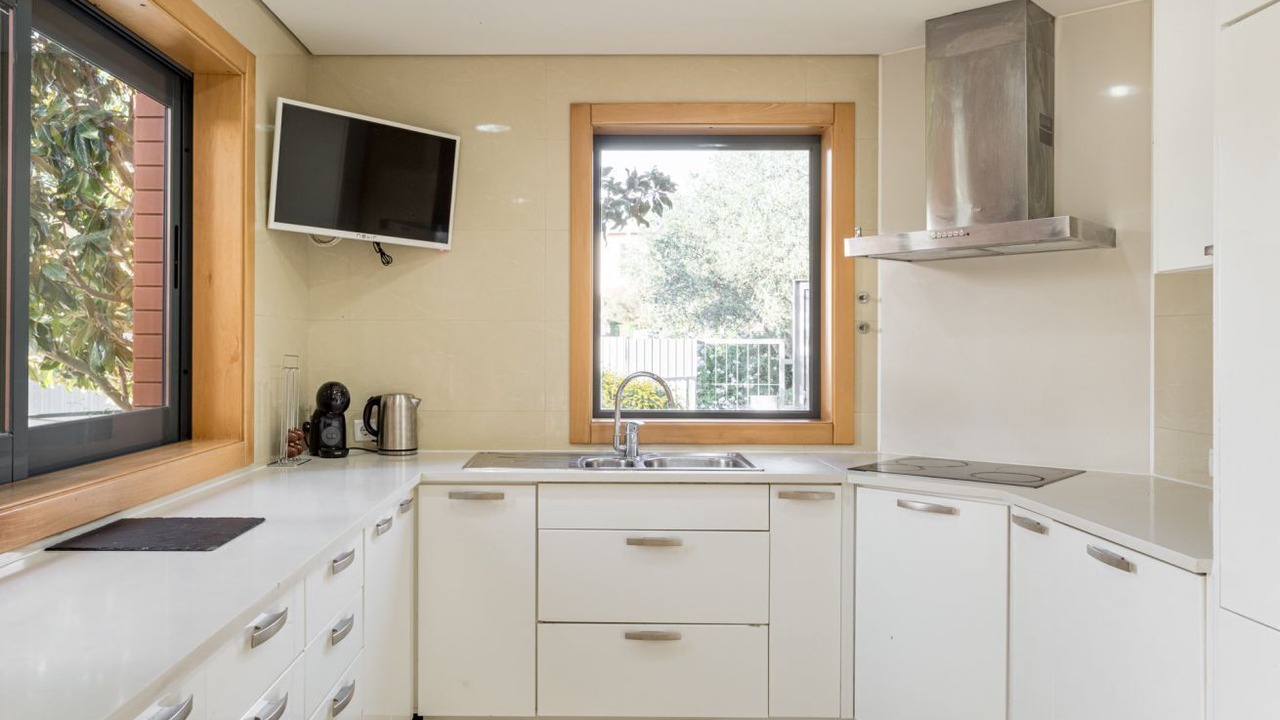 Photo of Kitchen in Linda-a-Velha