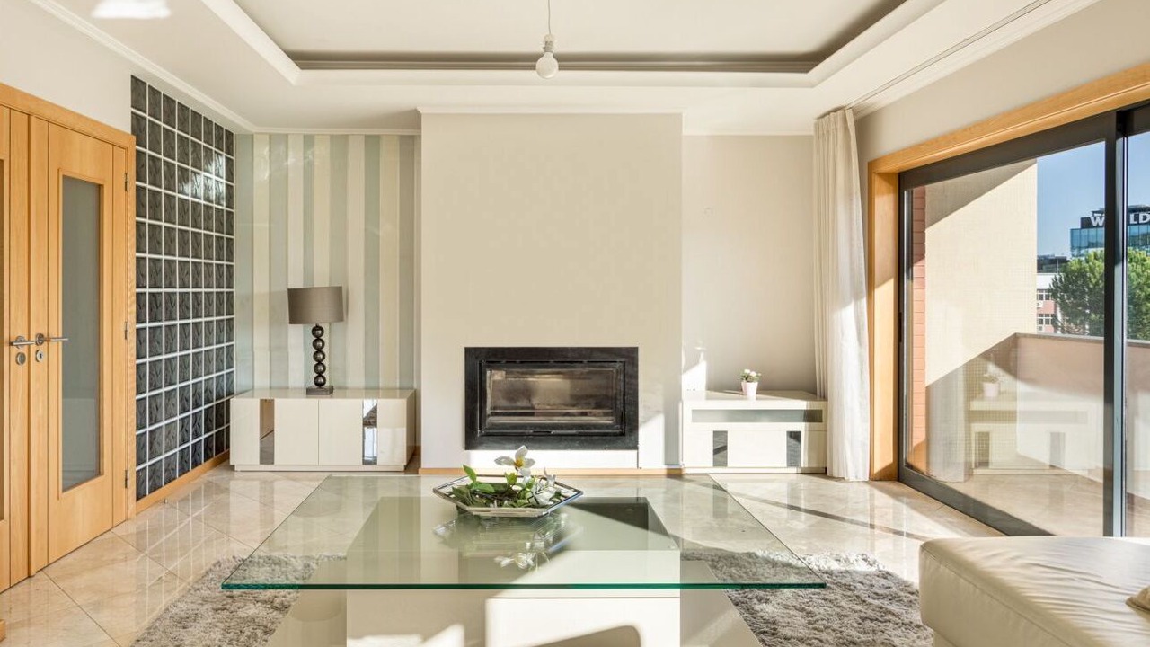 Photo of Livingroom in Linda-a-Velha