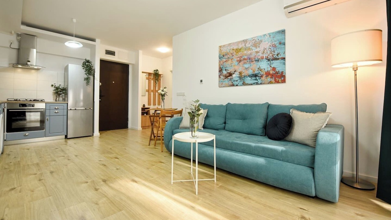 Photo of Livingroom in Sector 2