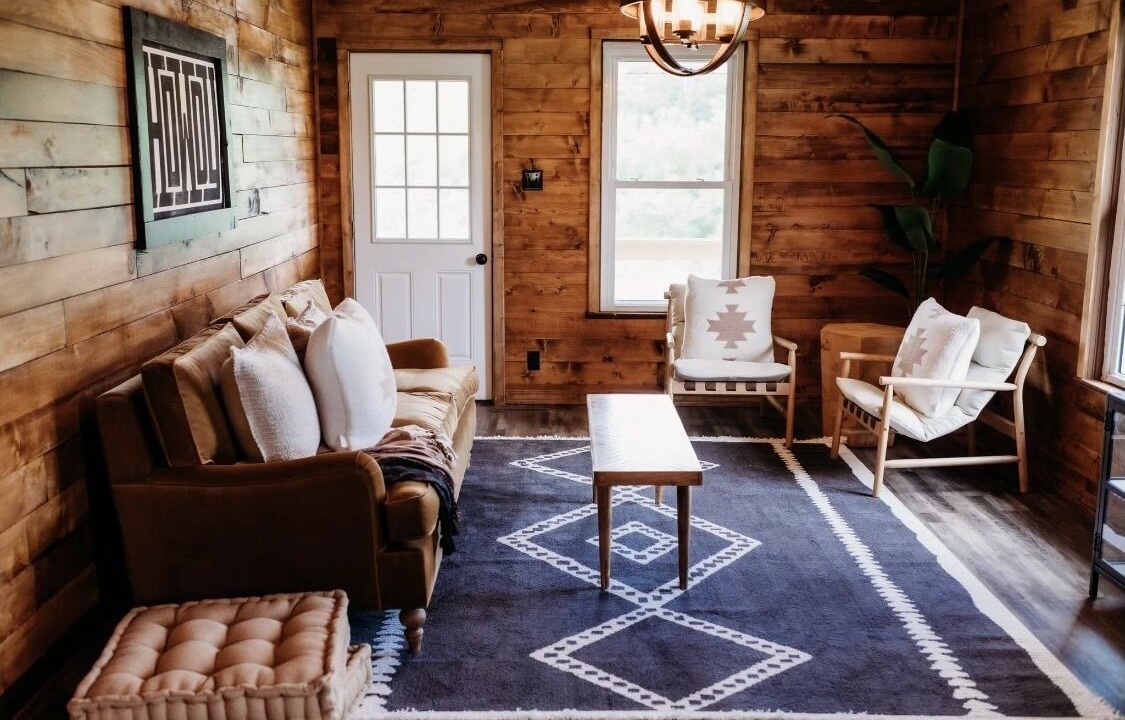 Photo of Livingroom in Mountain Grove