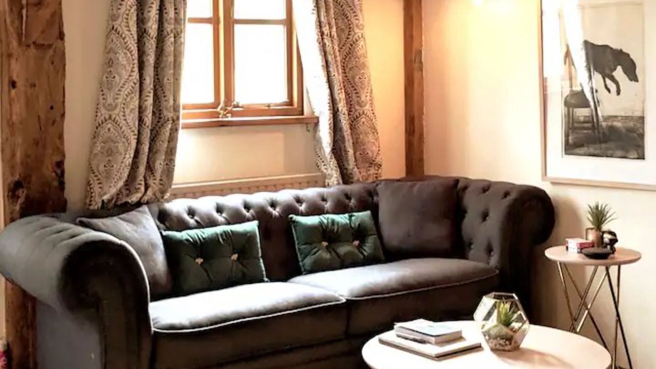 Photo of Livingroom in Abbess Roding