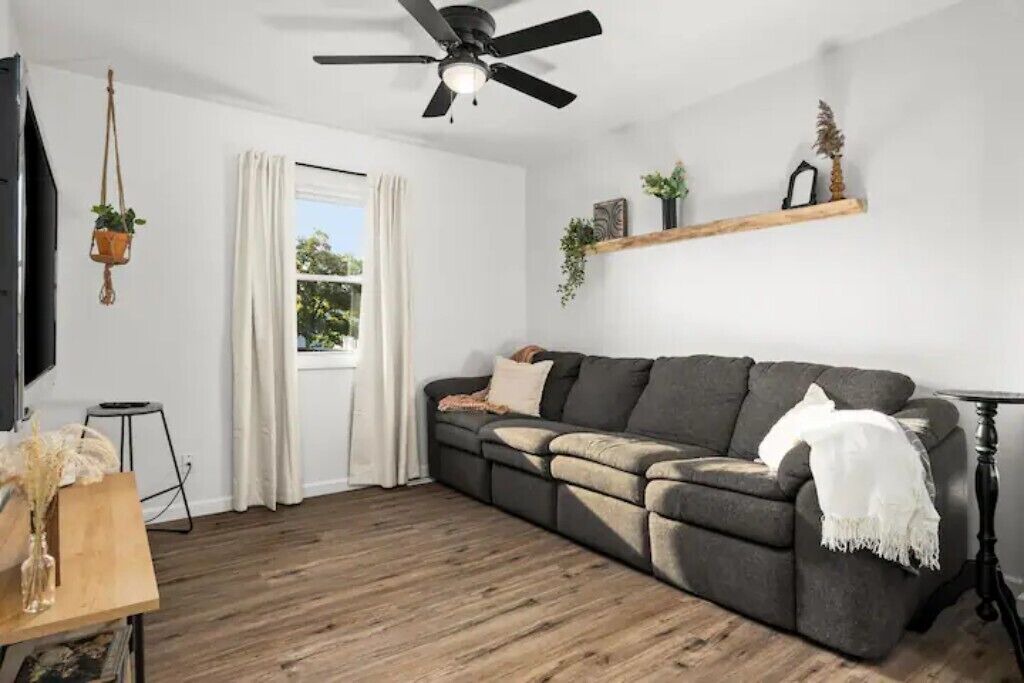 Photo of Livingroom in Washington