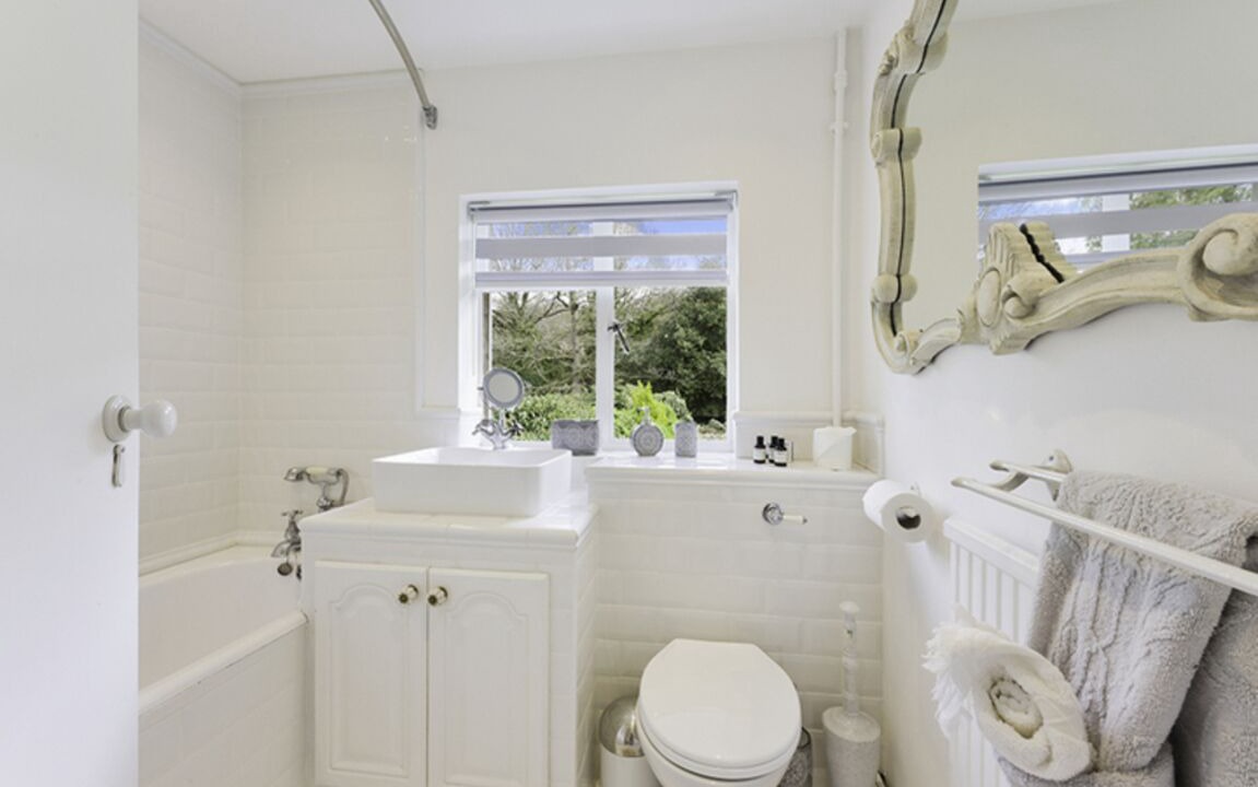 Photo of Bathroom in Esher
