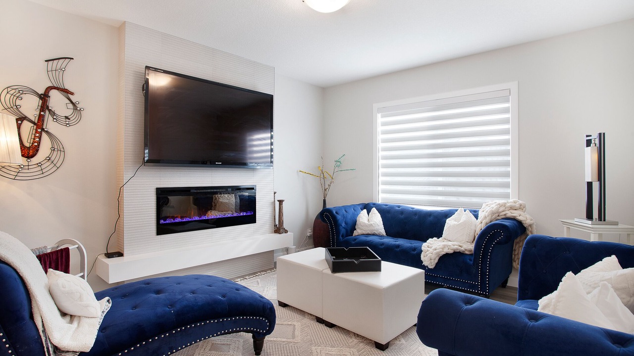 Photo of Livingroom in Northwest Calgary