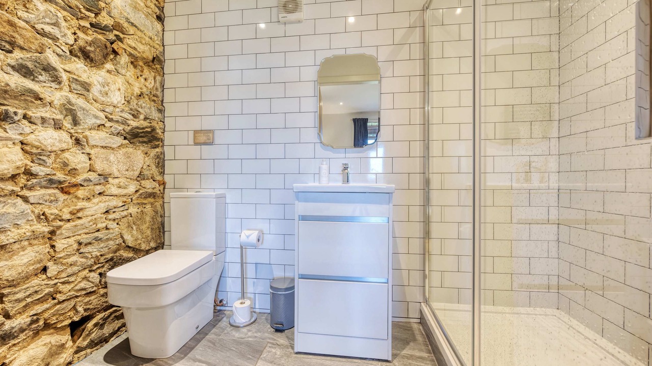 Photo of Bathroom in Dalmally