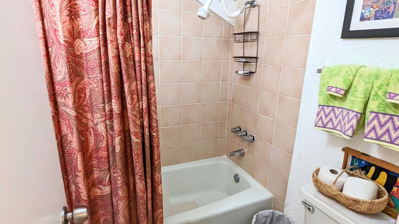 Photo of Bathroom in Estate Salt River