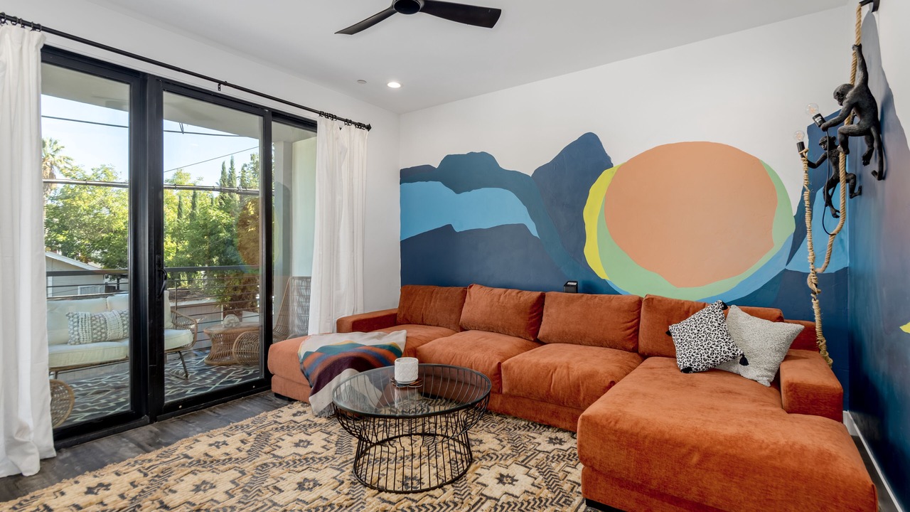 Photo of Livingroom in Southeastern Sacramento