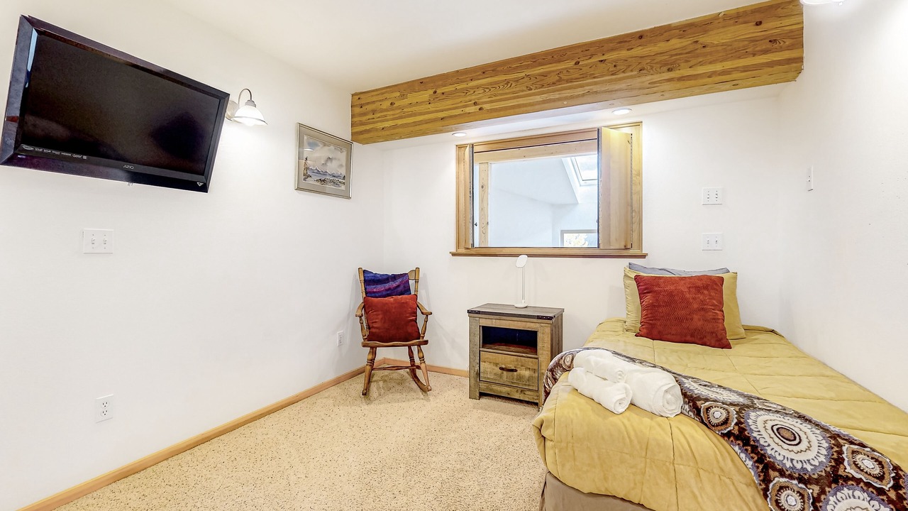 Photo of Bedroom in Hyak