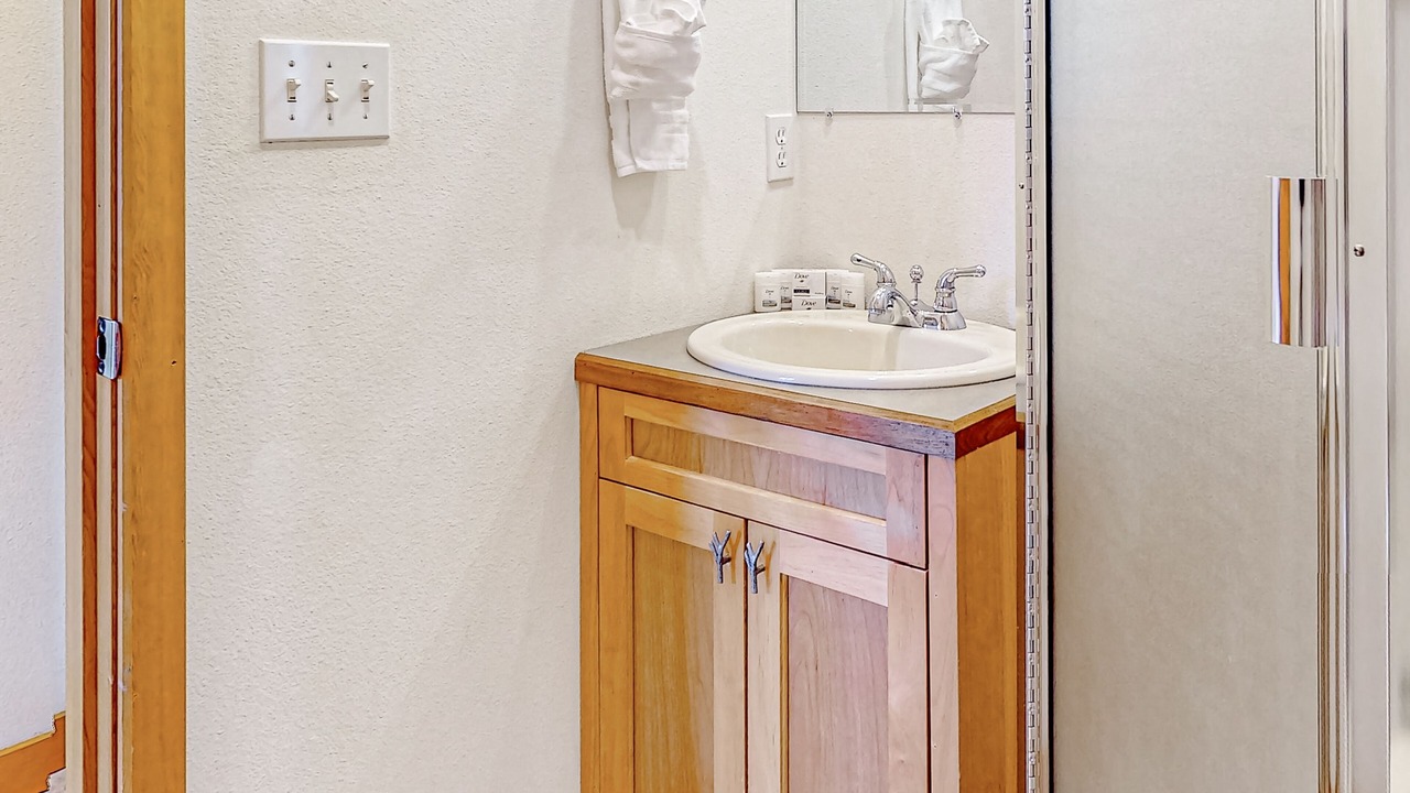 Photo of Bathroom in Hyak