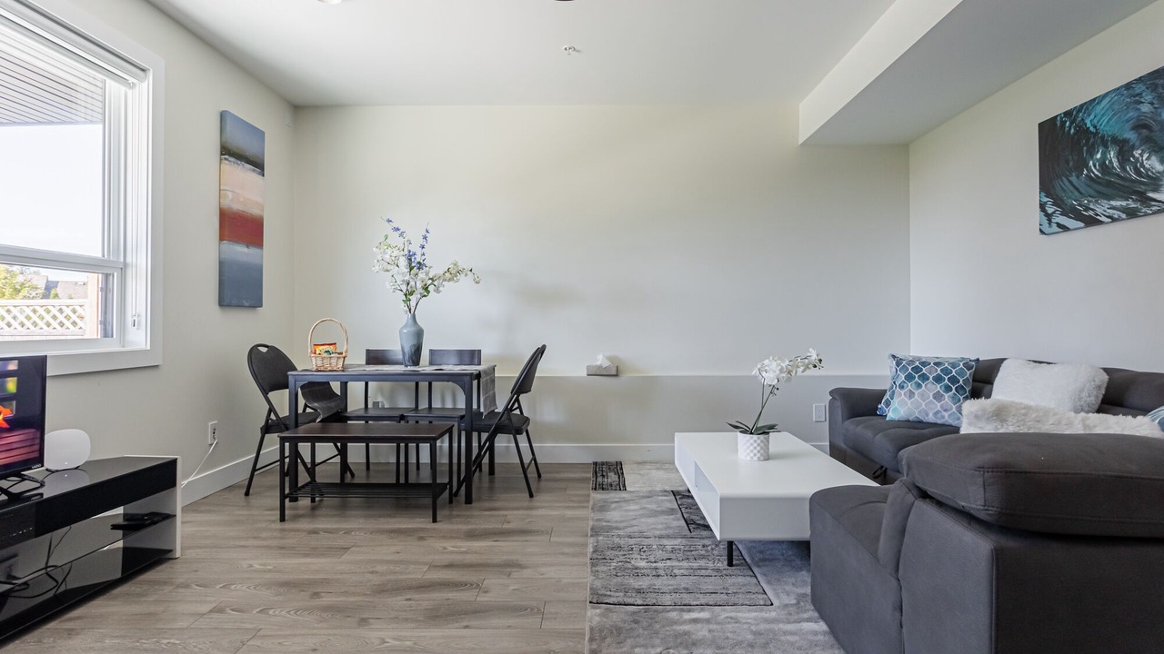 Photo of Livingroom in Maple Ridge
