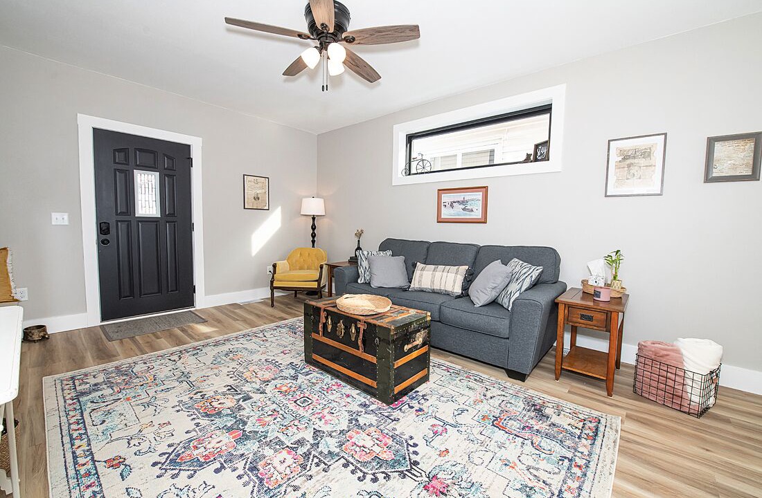 Photo of Livingroom in Winona