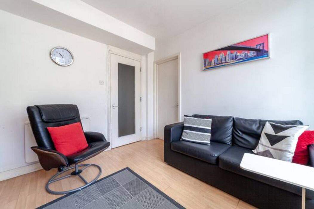 Photo of Livingroom in St. Pancras
