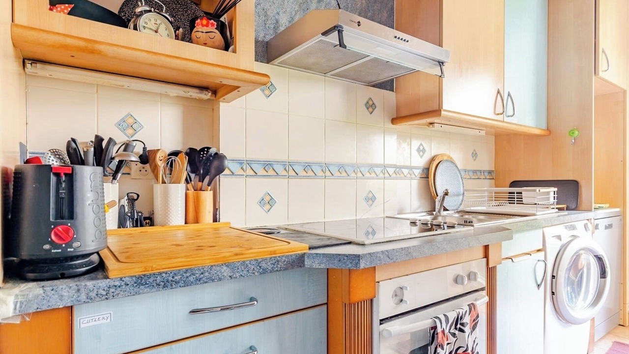 Photo of Kitchen in Combat