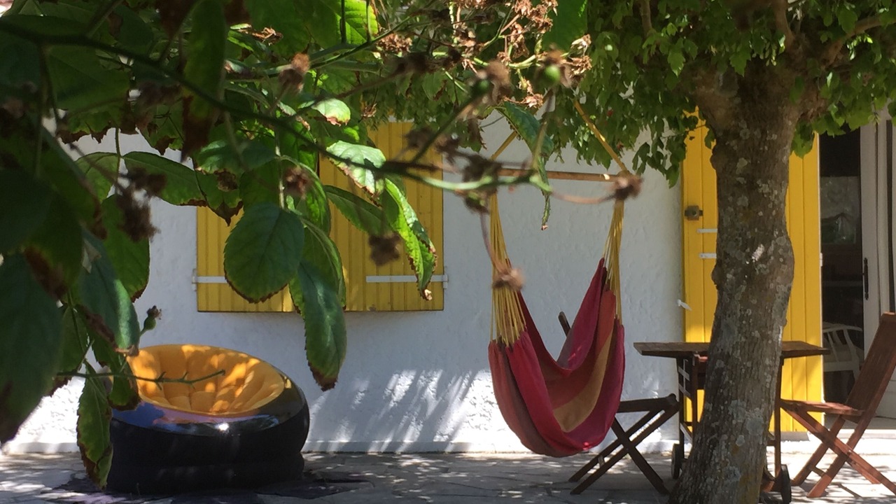 Photo of Patio Balcony in Saint-Vivien-de-Medoc