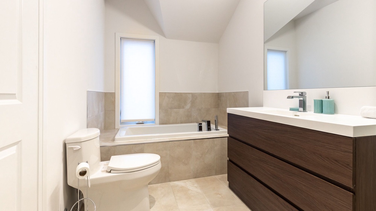 Photo of Bathroom in Markham