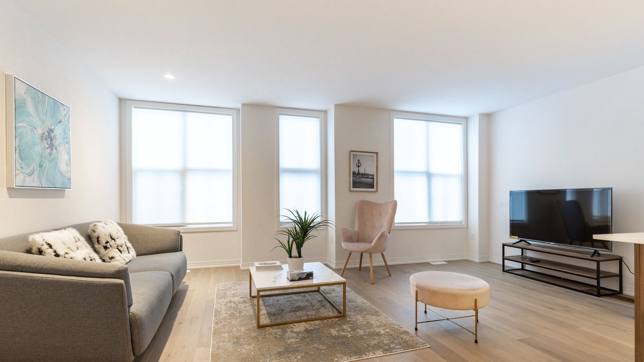 Photo of Livingroom in Markham