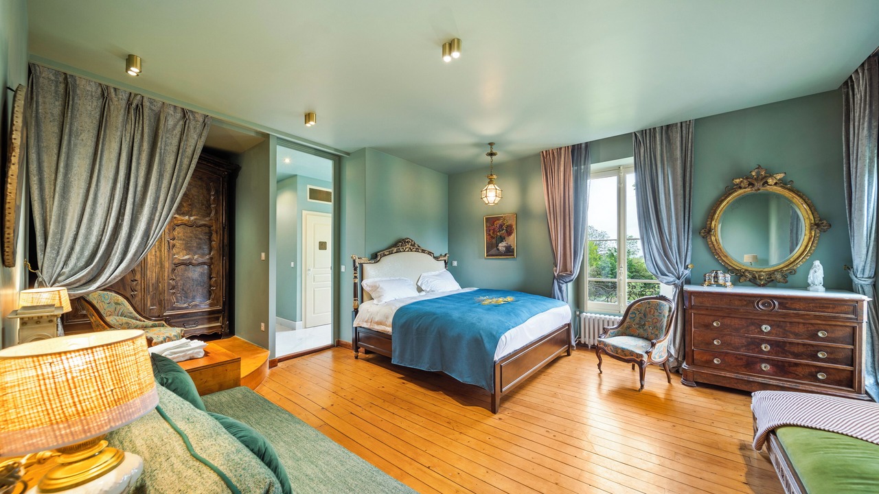 Photo of Bedroom in Liernais