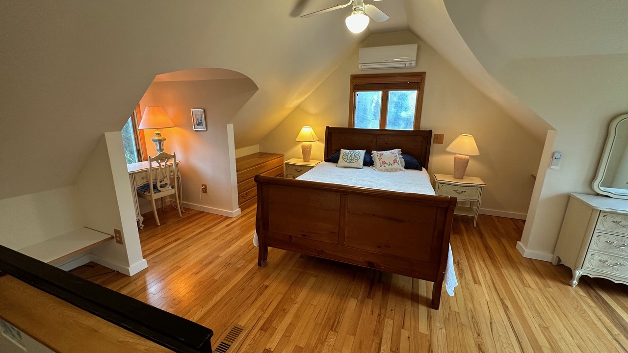 Photo of Bedroom in Madison