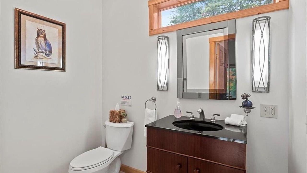 Photo of Bathroom in Springwater